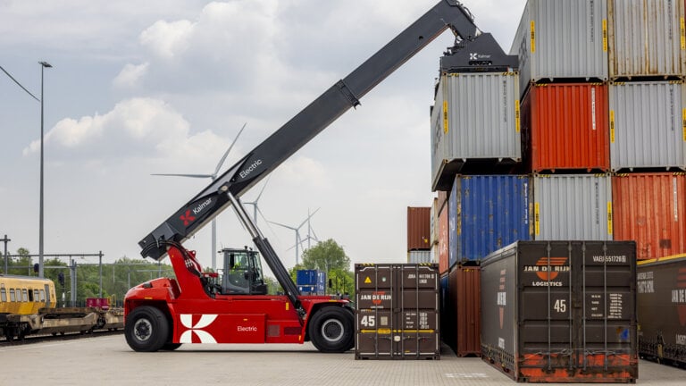 Reachstackers for container handling